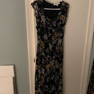 Pretty floral maternity dress by Ripe Maternity in size Medium. Worn only once!